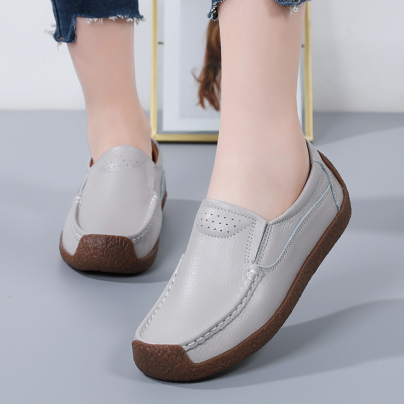 Genuine Leather Women's Casual - огляд і ціна Sports Equipment Brand